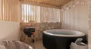 Golden Pipa House - Image 3