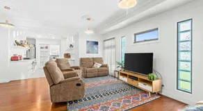 Mini Beach Cottage - Seaspray Escape - Image 2