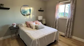 Cozy 3BR Cottage Near Lake Simcoe - Image 5