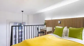 Very Central - Young - Modern - Image 2