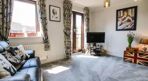 63 Severn Street - Image 2