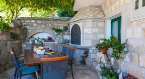 Holiday home Lavanda Grubisic Tucepi - Image 3