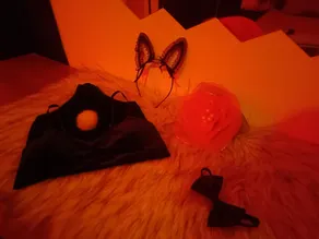 Quiet room with cosplay and love chair in Bui Vien - Image 2