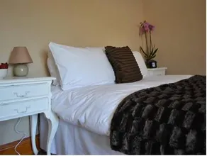 Amber Guesthouse - Image 2