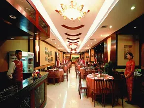 West Railway Hotel - Image 3