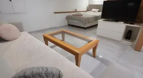 studio apartment - Image 2