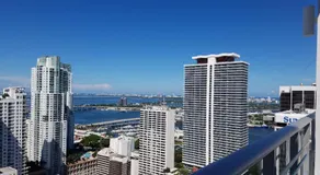 Downtown Miami Deluxe Apartment - Image 5