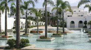 Mile to Beach! Fully Fenced Private SoCal Cottage - Image 3