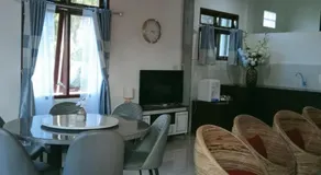 Matraville Home Stay Tuk Tuk Lake Toba Samosir - Image 4