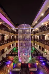 Phoenix City Boutique Hotel - Image 2