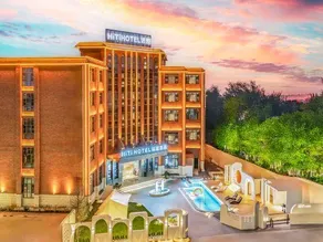HiTi Hotel - Image 4