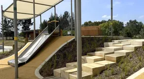 2 Bedrooms Minimalist Home in Moss Vale - Image 5