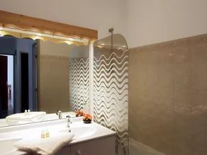 Traditional Apartment on the Slopes in St Jean D'arves - Image 4