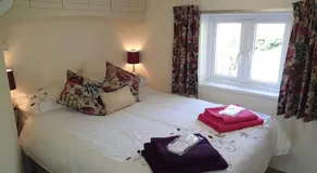 Rose Lodge - Image 2