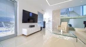 Villa avec jardin, barbecue et terrasse | Vue sur l'eau - Image 2
