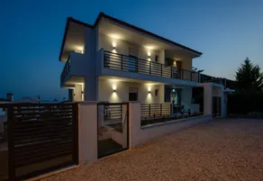 Aiora Suites - Image 5