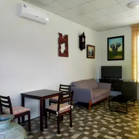 Davy Cottage Phuket - Image 3