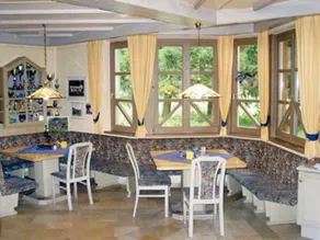 Hotel Gasthof Schweizerhaus - Image 4