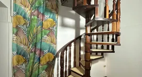 Bari Lory's Rooms - Image 5