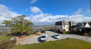 The Otter Lodge - Image 4