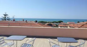 Solig lägenhet på 200 meter från stranden i Castiglione della Pescaia - Image 5