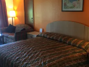 Sunrise Inn - Bradenton - Image 5