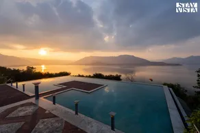 StayVista's Laguna Escape - Wai - 4BHK Villa with Infinity Pool & Viewing Deck - Image 2