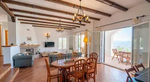 Villa 'Casa Hyam' mit Seeblick, privatem Pool und Klimaanlage - Image 3