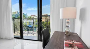 Bay Breeze Premium Apartments by Eskape Collection - Image 5