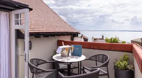 The Ship Hotel - Image 5