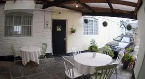 The Poppy House - Image 5