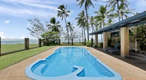ABSOLUTE BEACH FRONT MACKAY - Blue Pacific - Image 3