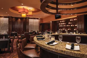 Harrah's Joliet Hotel & Casino - A Caesars Rewards Destination - Image 3