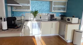 City center Luxury apartment - Image 2