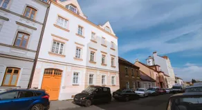 Pilsner Apartments - Image 5
