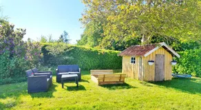 Quiet and cozy apartment close to nature in villa. - Image 5
