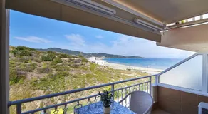 Hotel Agni On The Beach - Image 2