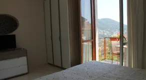Dafne Holiday - Image 2