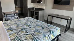 Studio Suites Extended Stay  - Image 3
