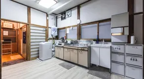 Samurai House - Large Family House, West Shinjuku - Image 3