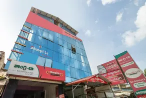 OYO Flagship 68124 Shangri-la Hotel - Image 2