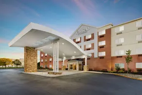 Fairfield Inn by Marriott Philadelphia Airport - Image 5