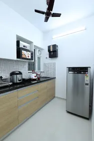 High Rise 3BHK Near Morgan Stanley+Business Ready - Image 3