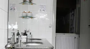 Appartamento con Stanze Condivise - Image 4