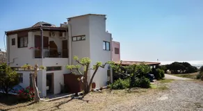 En Plo Beachfront Rooms - Image 5