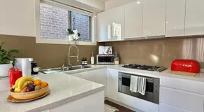 Soft Modern Glamour in the Heart of Camberwell - Image 4
