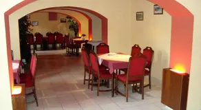 Hotel Jaro - Image 3