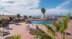C103 gran terraza, piscina! - Image 3