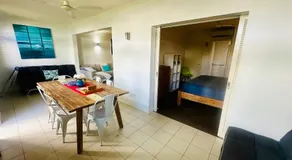 Apartment in Palm Cove - Image 5