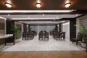 Hotel The Lotus Park - Image 3